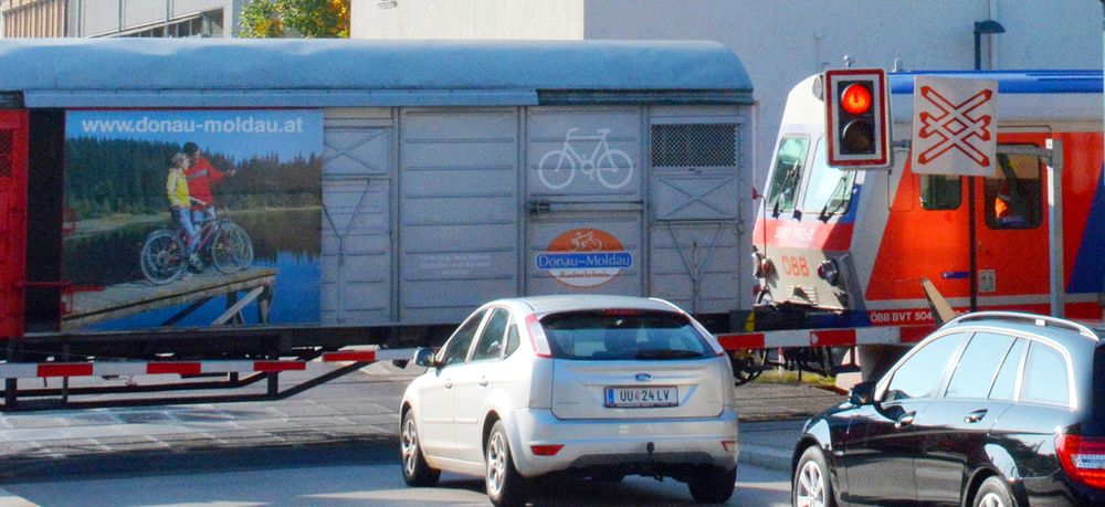 Cyklistická túra mezi Pasovem a Vídní - Vlaky na Dunaji mezi Pasovem a Vídní